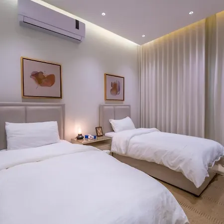 Luxurious Three-Bedroom Apartment: North Riyadh Retreat Exterior photo