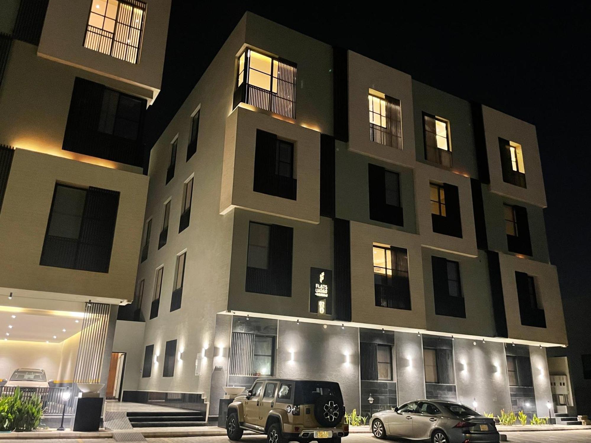 Luxurious Three-bedroom Apartment: North Retreat *