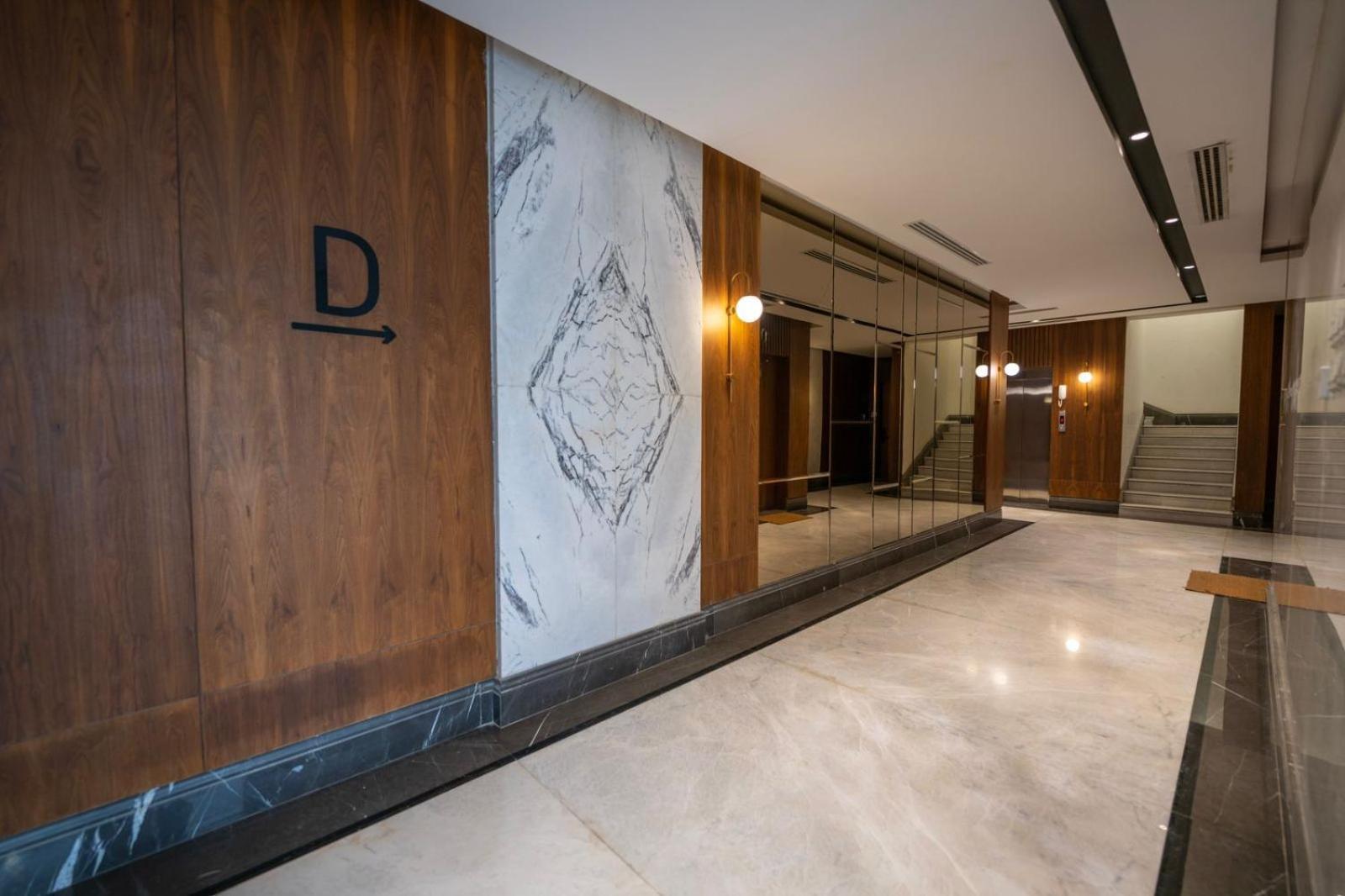 Luxurious Three Bedroom North Of فخمة مكونة من ثلاث غرف نوم شمال * Riyad